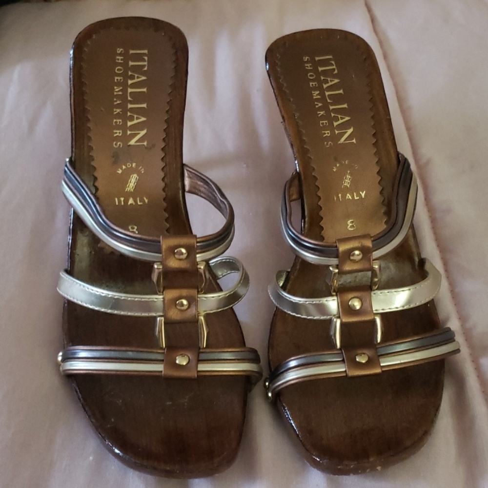 Italian Shoemakers Wooden heel Sandle SZ 8